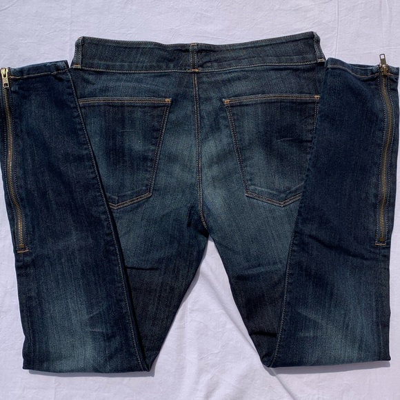 Current/ Elliott Jeans, cropped with zipper - Picture 2 of 4
